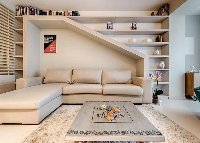 לינה וארוחת בוקר Boban Luxury 4*