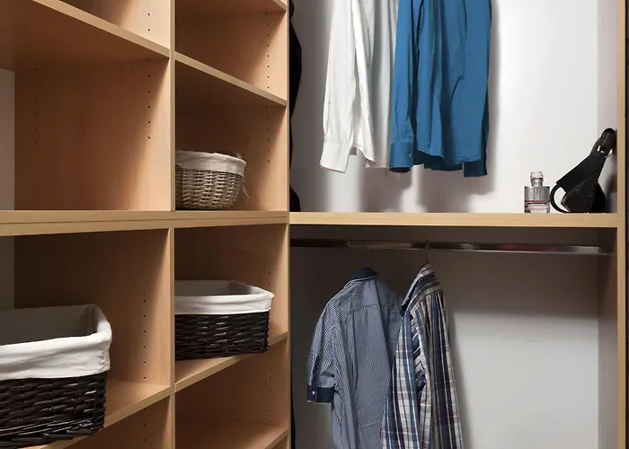 לינה וארוחת בוקר Boban Luxury 4*