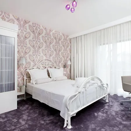 Boban Luxury Bed & Breakfast