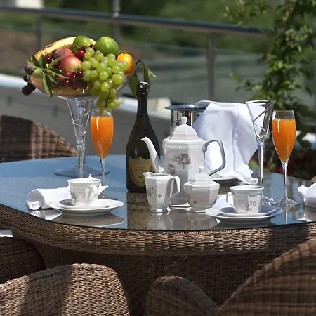 بوبان لوكجري سويتس