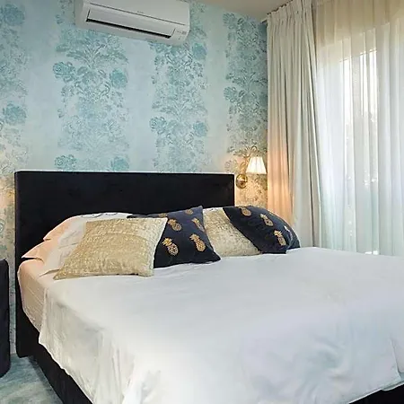 Boban Luxury 4*