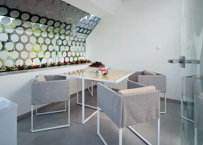 博班豪华套房酒店 住宿加早餐酒店 4*