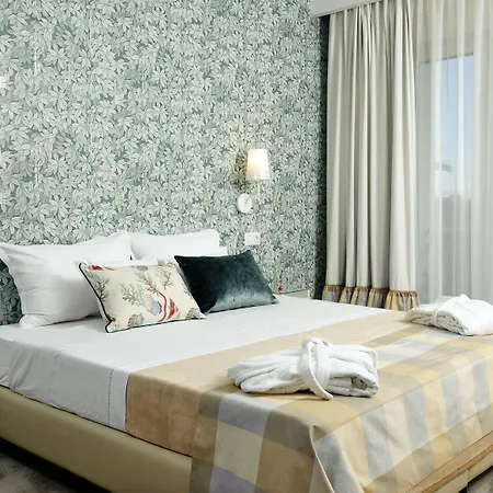 Boban Luxury לינה וארוחת בוקר ספליט